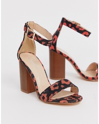 Sandali con tacco di tela leopardati neri di Glamorous