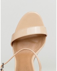 Sandali con tacco in pelle beige di Asos