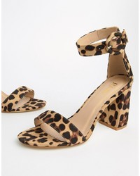 Sandali con tacco in pelle leopardati marrone chiaro di RAID
