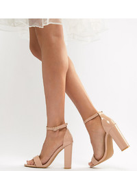 Sandali con tacco in pelle marrone chiaro di Glamorous Wide Fit