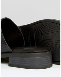 Sandali con tacco in pelle neri di Vagabond