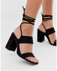 Sandali con tacco in pelle neri di SIMMI Shoes