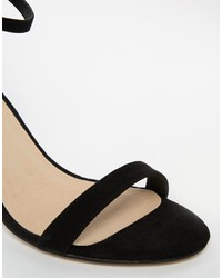 Sandali con tacco in pelle scamosciata neri di Asos