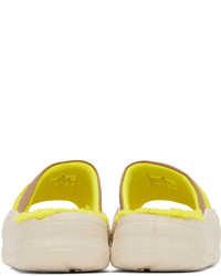 Sandali di gomma beige di MSGM