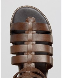 Sandali in pelle marrone scuro di Asos