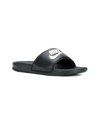 Sandali in pelle neri di Nike