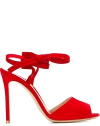 Sandali in pelle scamosciata rossi di Gianvito Rossi