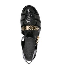 Sandali neri di Moschino