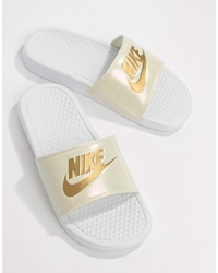 Sandali piatti di gomma stampati bianchi di Nike