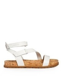 Sandali piatti in pelle bianchi di DKNY