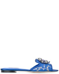 Sandali piatti in pelle blu di Dolce & Gabbana
