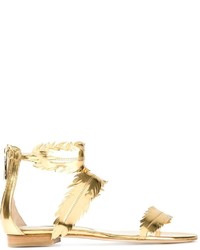 Sandali piatti in pelle dorati di Oscar de la Renta
