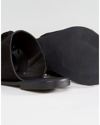 Sandali piatti in pelle scamosciata neri di Asos