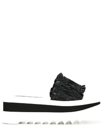 Sandali piatti neri di Stella McCartney