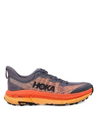 Scarpe sportive arancioni di Hoka One One