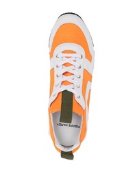 Scarpe sportive arancioni di Pierre Hardy