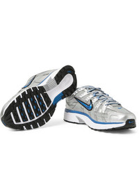 Scarpe sportive argento di Nike