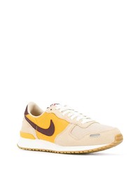 Scarpe sportive beige di Nike