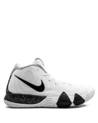 Scarpe sportive bianche e nere di Nike