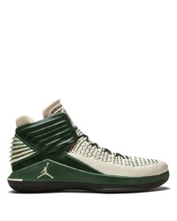 Scarpe sportive bianche e verdi di Jordan