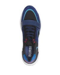 Scarpe sportive blu scuro e bianche di Burberry