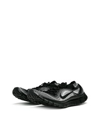 Scarpe sportive di tela grigio scuro di Nike