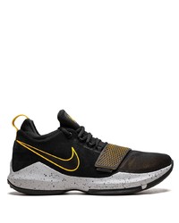 Scarpe sportive di tela nere di Nike