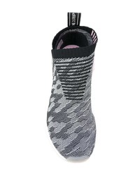 Scarpe sportive grigie di adidas