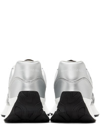 Scarpe sportive in pelle argento di Alexander McQueen