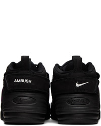 Scarpe sportive in pelle nere e bianche di Nike