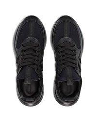 Scarpe sportive in pelle nere di Alexander McQueen