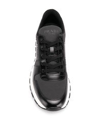 Scarpe sportive in pelle nere di Prada