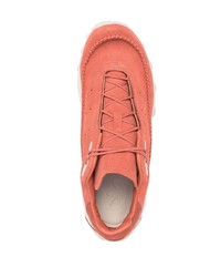 Scarpe sportive in pelle scamosciata arancioni di adidas