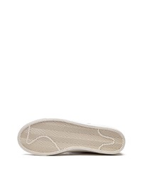 Scarpe sportive in pelle scamosciata bianche di Nike