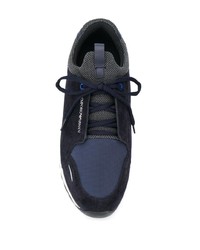 Scarpe sportive in pelle scamosciata blu scuro di Emporio Armani