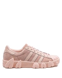 Scarpe sportive in pelle scamosciata rosa di adidas