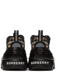Scarpe sportive marrone chiaro di Burberry