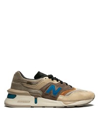 Scarpe sportive marroni di New Balance