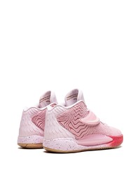 Scarpe sportive mimetiche rosa di Nike