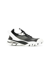 Scarpe sportive nere e bianche di Calvin Klein 205W39nyc