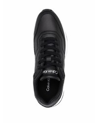 Scarpe sportive nere e bianche di Calvin Klein