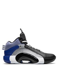 Scarpe sportive nere e blu di Jordan
