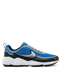 Scarpe sportive nere e blu di Nike