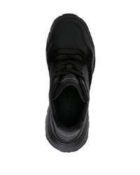 Scarpe sportive nere di Alexander McQueen
