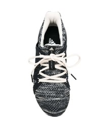 Scarpe sportive nere di adidas by Stella McCartney