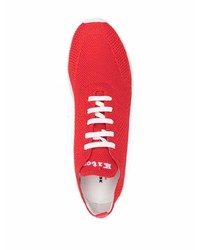 Scarpe sportive rosse e bianche di Kiton