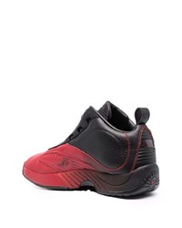 Scarpe sportive rosse e nere di Reebok