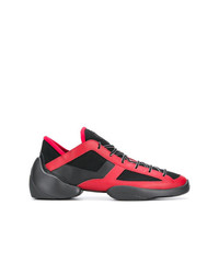 Scarpe sportive rosse e nere di Giuseppe Zanotti Design