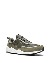 Scarpe sportive verde oliva di Nike