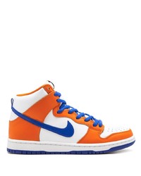 Sneakers alte arancioni di Nike